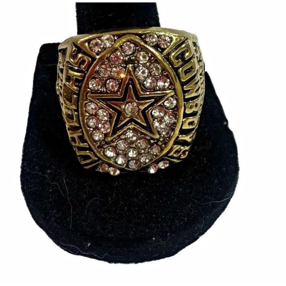 Gold Tone Size 12 Championship Style Star Ring w/ Clear Stones Engraved 0122